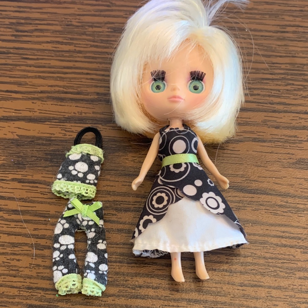 LPS Blythe Doll  with Black and White Dress and Green Accents & extra outfit .